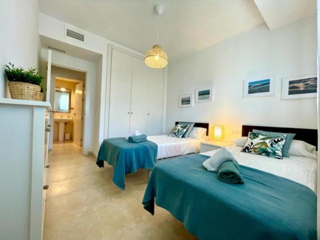 Gatu Premium Racimo, Terraza, Piscina, Aire Ac, Wifi Y Parking " Preferente Mayores De 25 Anos Y Familias " El Puerto de Santa Maria Ngoại thất bức ảnh