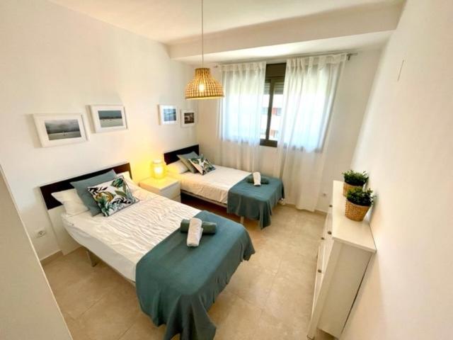 Gatu Premium Racimo, Terraza, Piscina, Aire Ac, Wifi Y Parking " Preferente Mayores De 25 Anos Y Familias " El Puerto de Santa Maria Ngoại thất bức ảnh